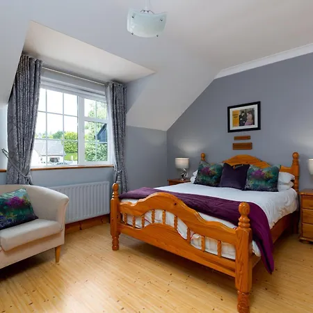 Michaeleen's Manor 4* كونغ