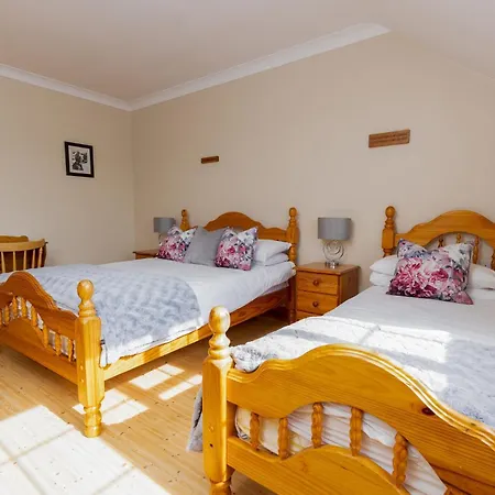 Michaeleen's Manor 4*