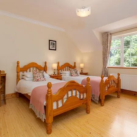 Michaeleen's Manor فندق مبيت وإفطار