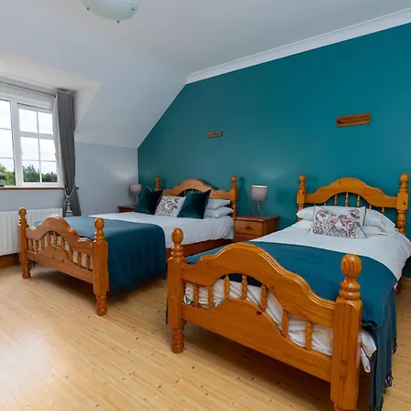 Michaeleen's Manor Bed and Breakfast 4*