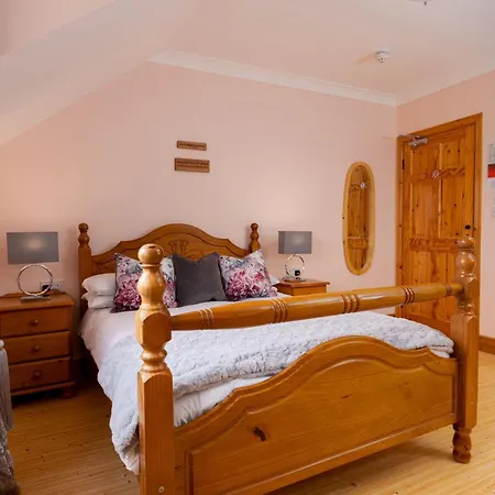 Michaeleen's Manor Cong