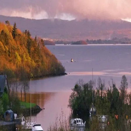 Michaeleen's Manor 4*