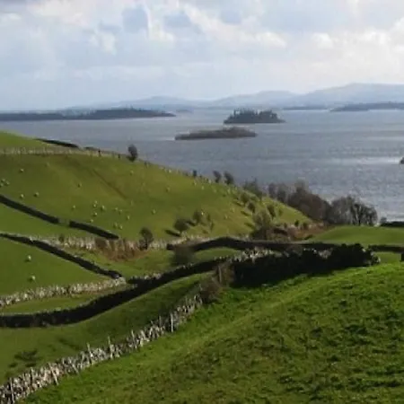 Michaeleen's Manor فندق مبيت وإفطار 4*