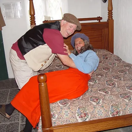 Michaeleen's Manor كونغ