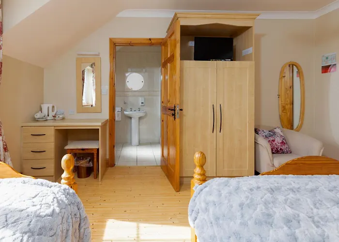 Michaeleen's Manor 4*