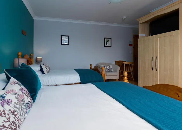 Michaeleen's Manor Bed & Breakfast