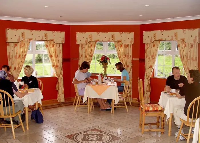 Michaeleen's Manor Bed & Breakfast 4*